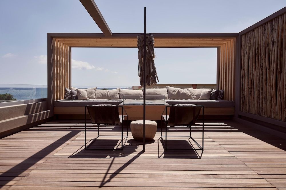 Essence Retreat