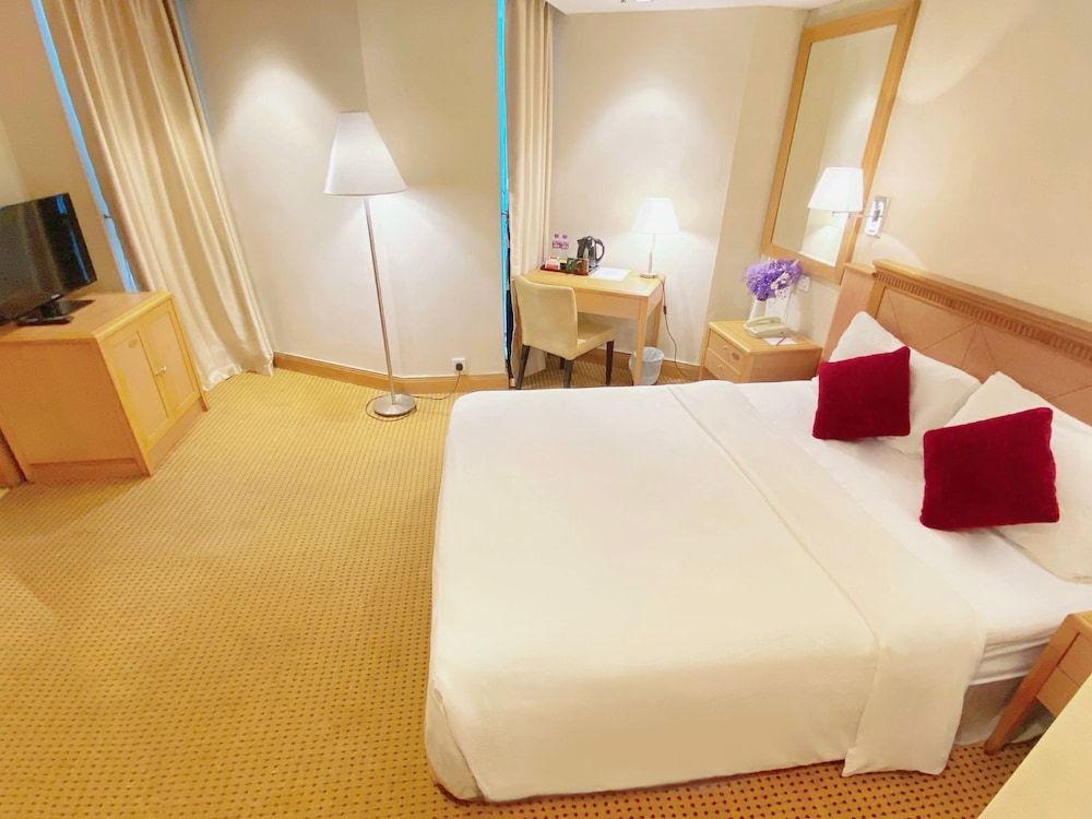 Economy Room, 1 Queen Bed, Non Smoking