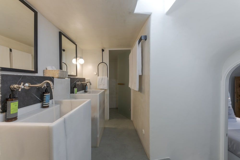 undefined Thera Villas 9