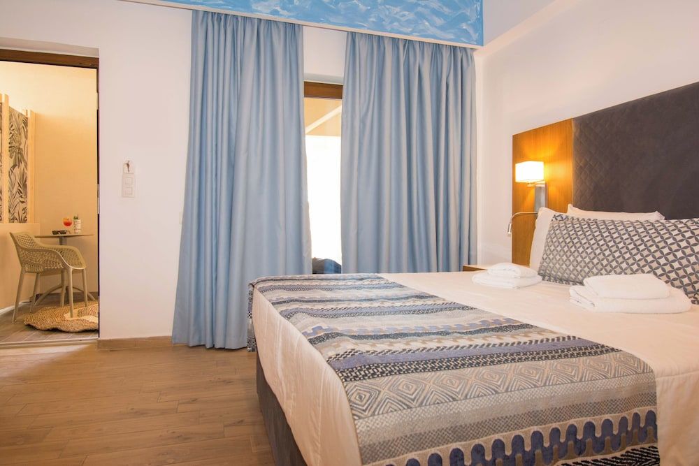 Deluxe Double Room, Jetted Tub
