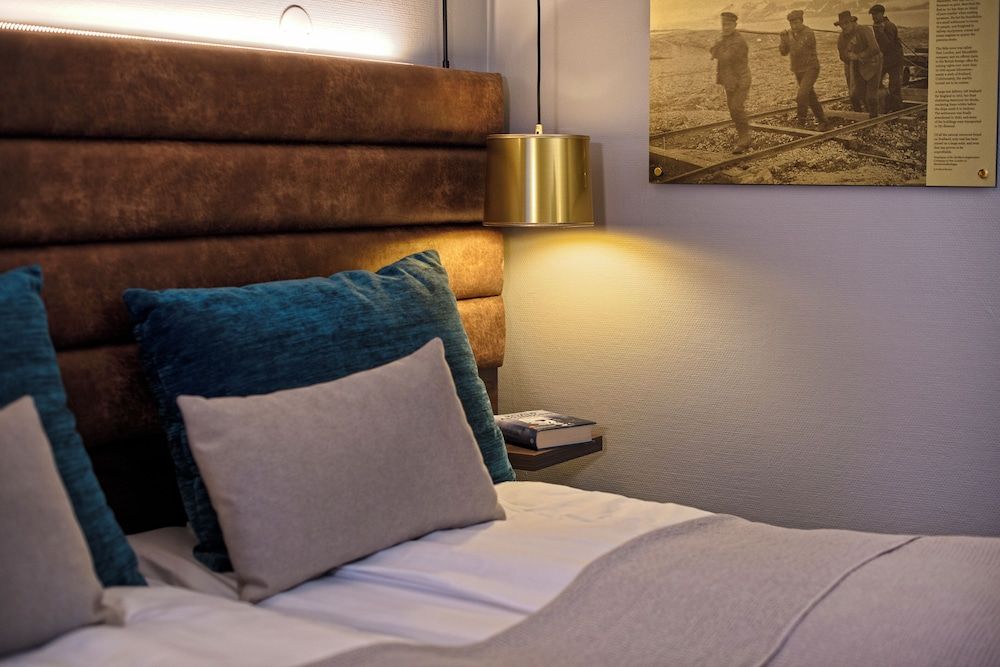 Radisson Blu Polar Hotel Spitsbergen Standard Room 7