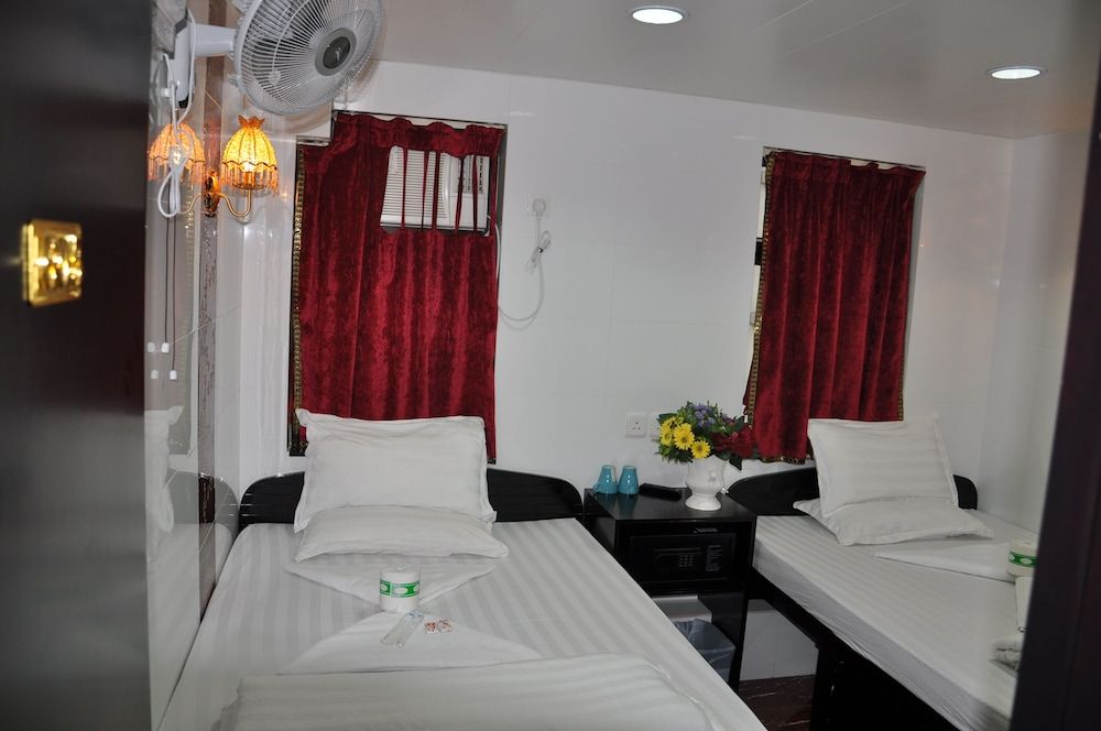 undefined New Guangzhou Guesthouse - Hostel 8