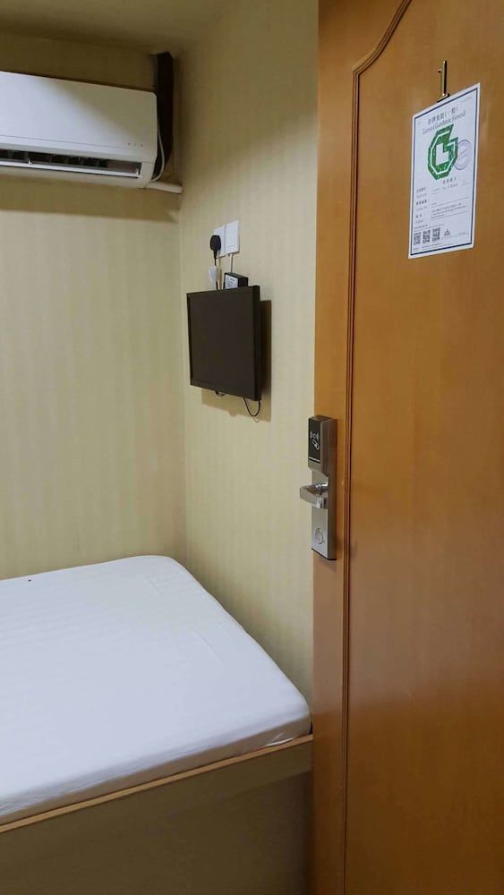 Lung Wa Hotel Double Room(Partially Have Window) 4