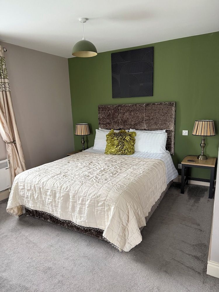 Quadruple Room, 1 Bedroom (The Golf Room)