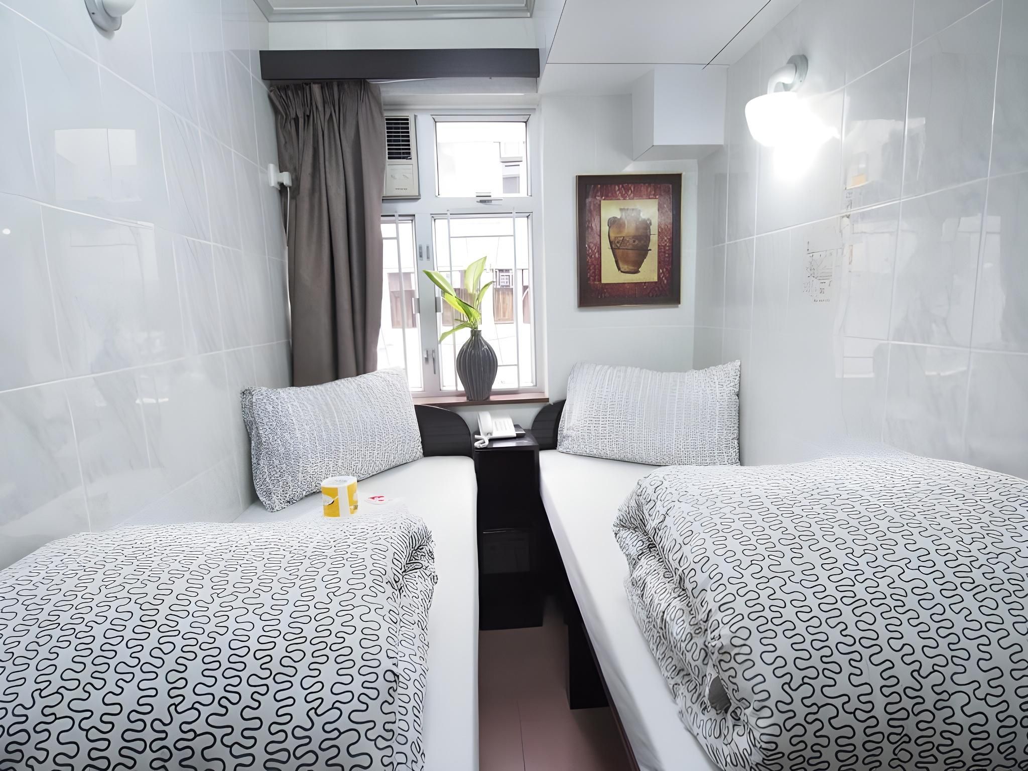 undefined Tom's Guest House 6