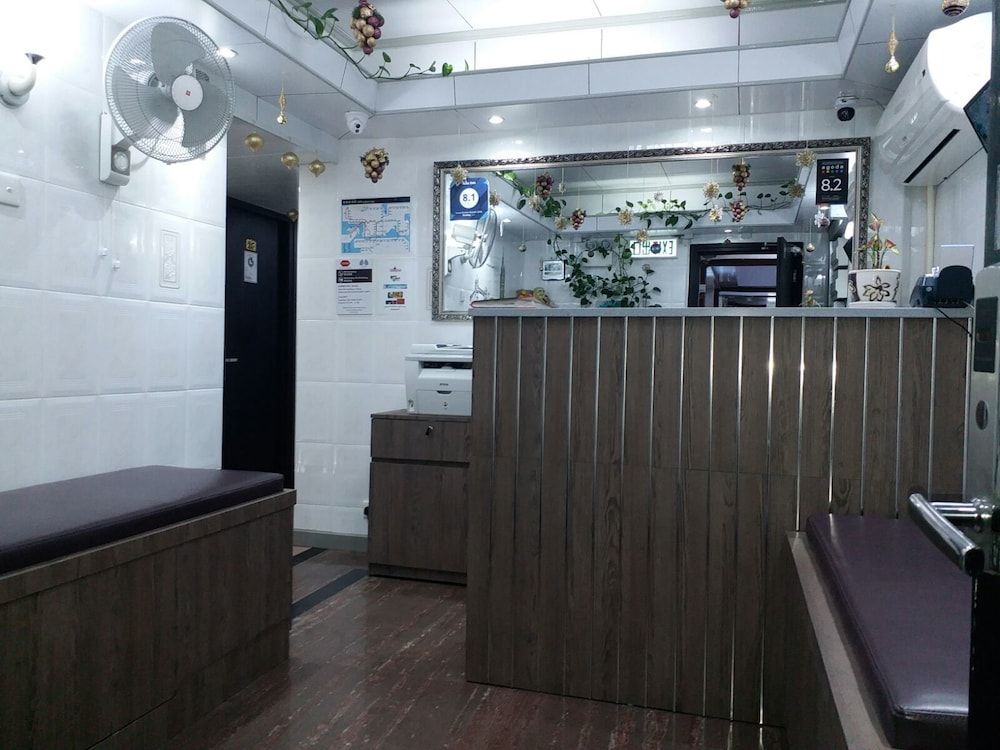 undefined Tom's Guest House