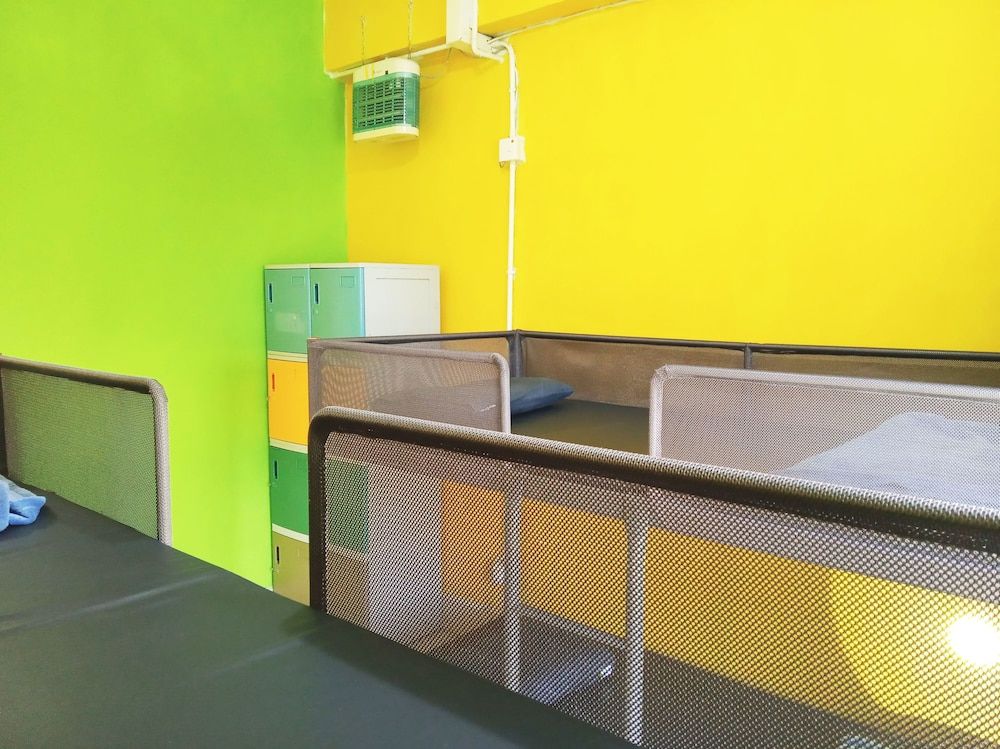 4-Person Private Dormitory