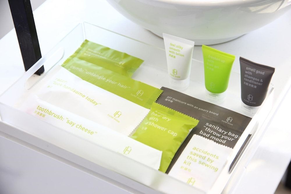 Hotel Ease Tsuen Wan Grand Room 8