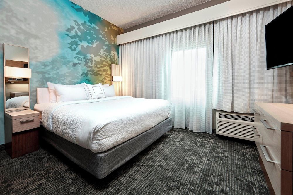 Room, 1 King Bed with Sofa bed, Non Smoking