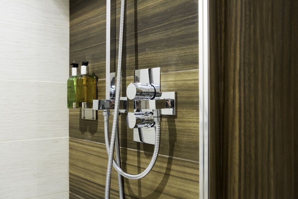 Hotel 7 Dublin Twin Room 4