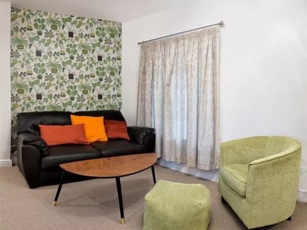 Luxury Apartment, Private Bathroom (2A)