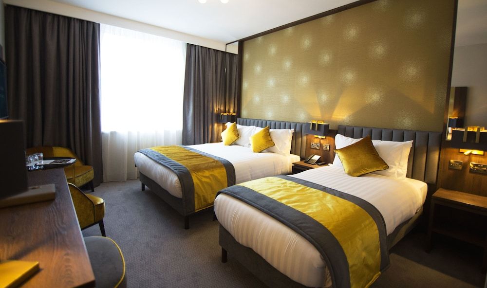 Iveagh Garden Hotel Deluxe Twin Room 2