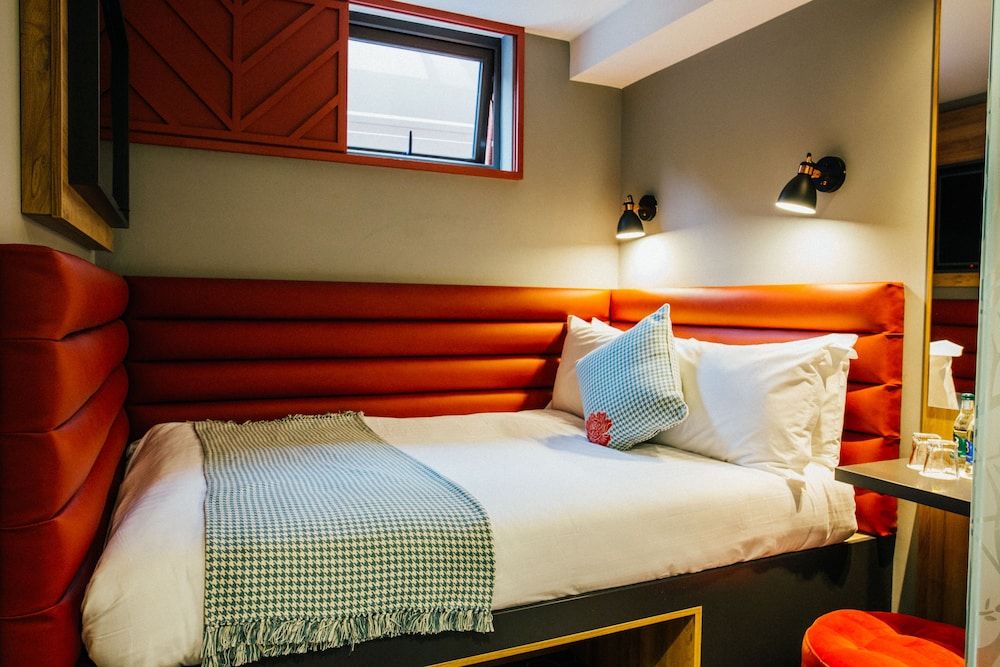 undefined Iveagh Garden Hotel 5