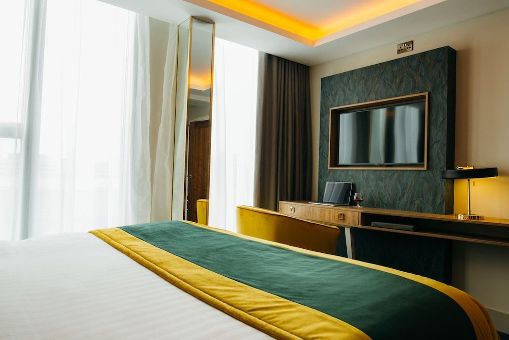 undefined Iveagh Garden Hotel 10