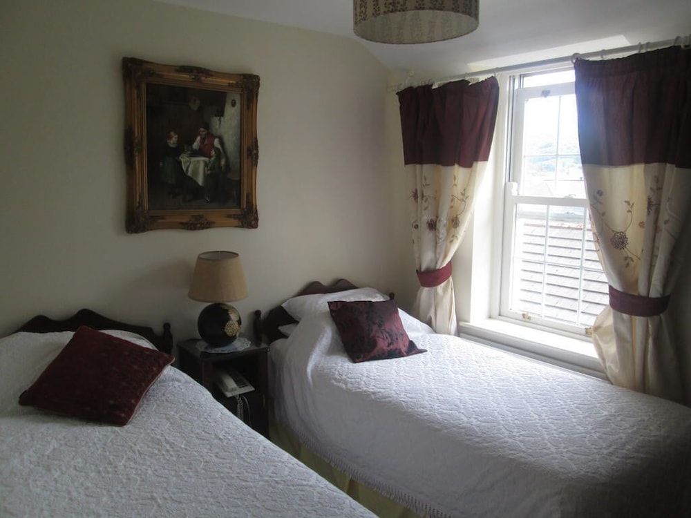 Standard Twin Room, Ensuite