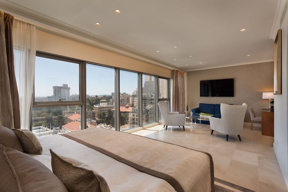 Herbert Samuel Jerusalem Luxury Suite 12