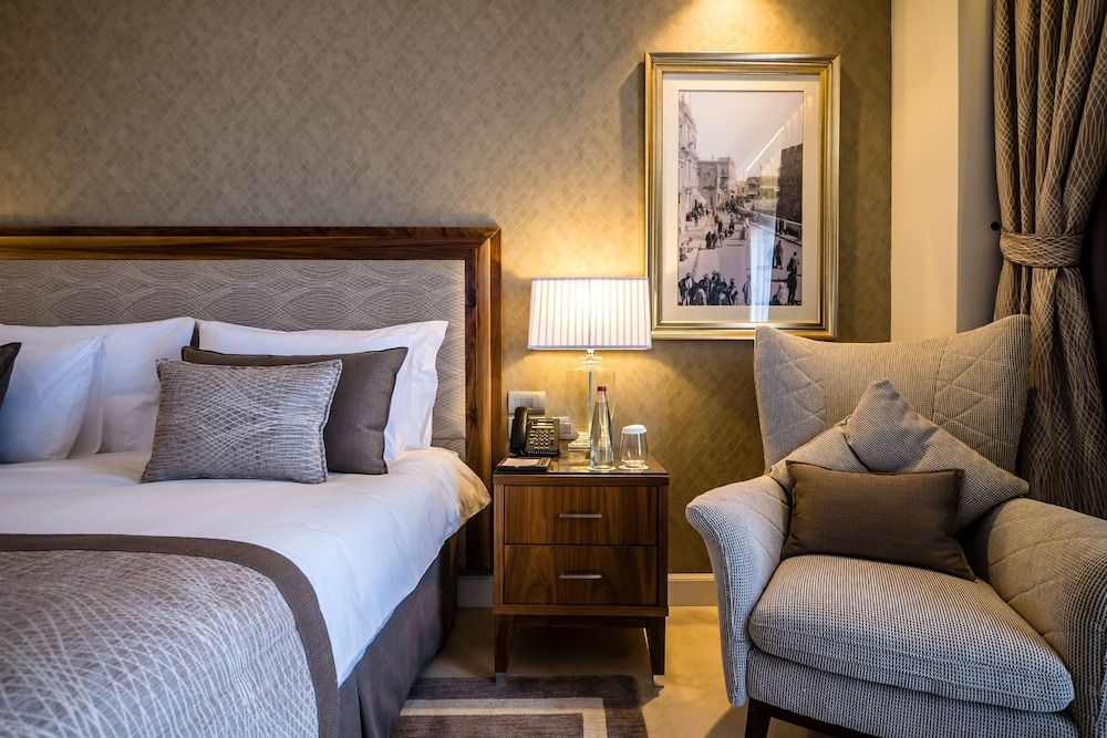 Herbert Samuel Jerusalem Superior Room (Zion square view)