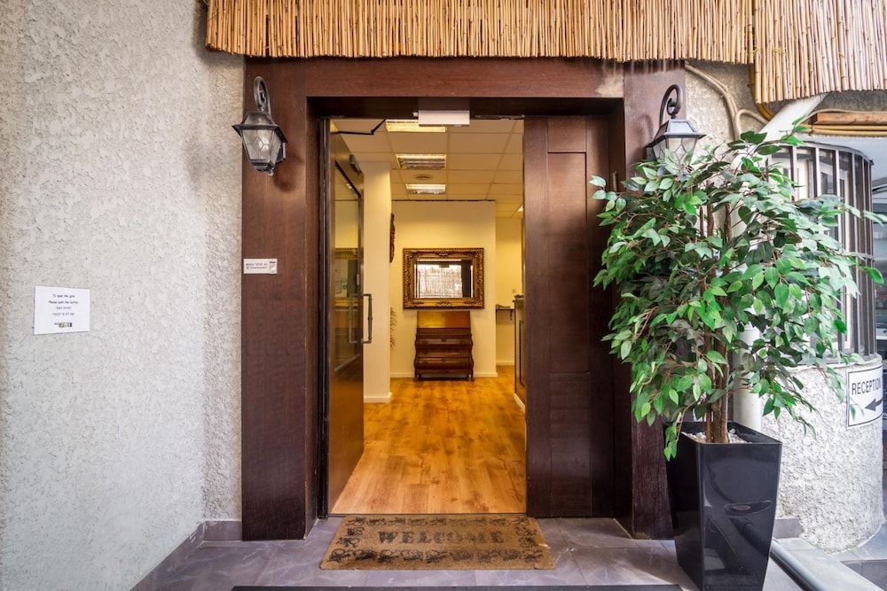 undefined Sun City Hotel 7