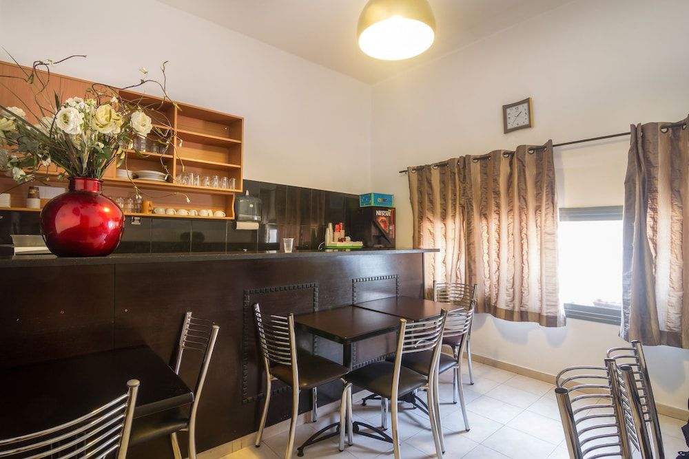 undefined Sun City Hotel 10