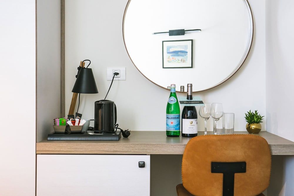 Roxon Sea Sand Bat Yam Deluxe Room 4