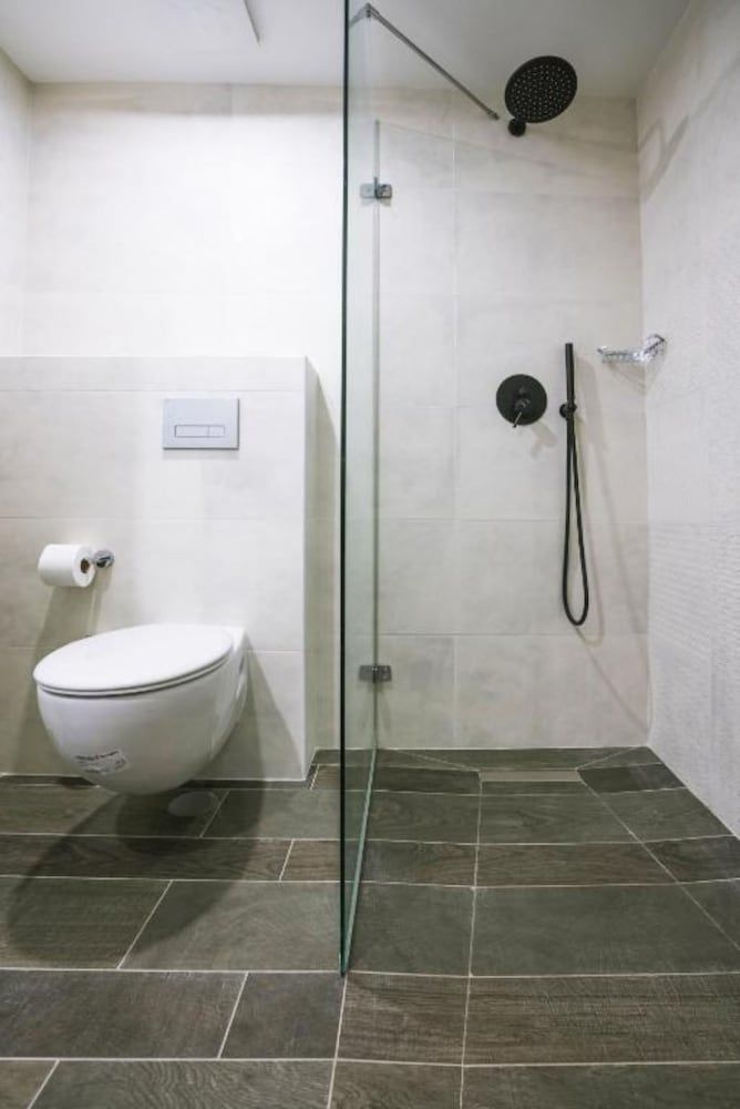 Roxon Sea Sand Bat Yam Suite 3