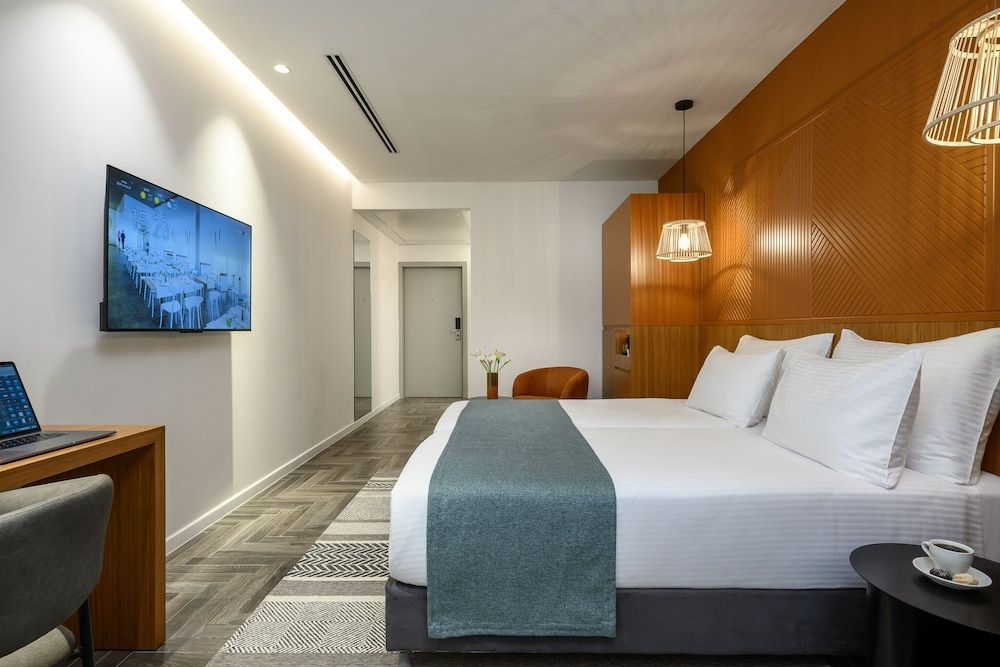 Prima Link Classic Double or Twin Room 11