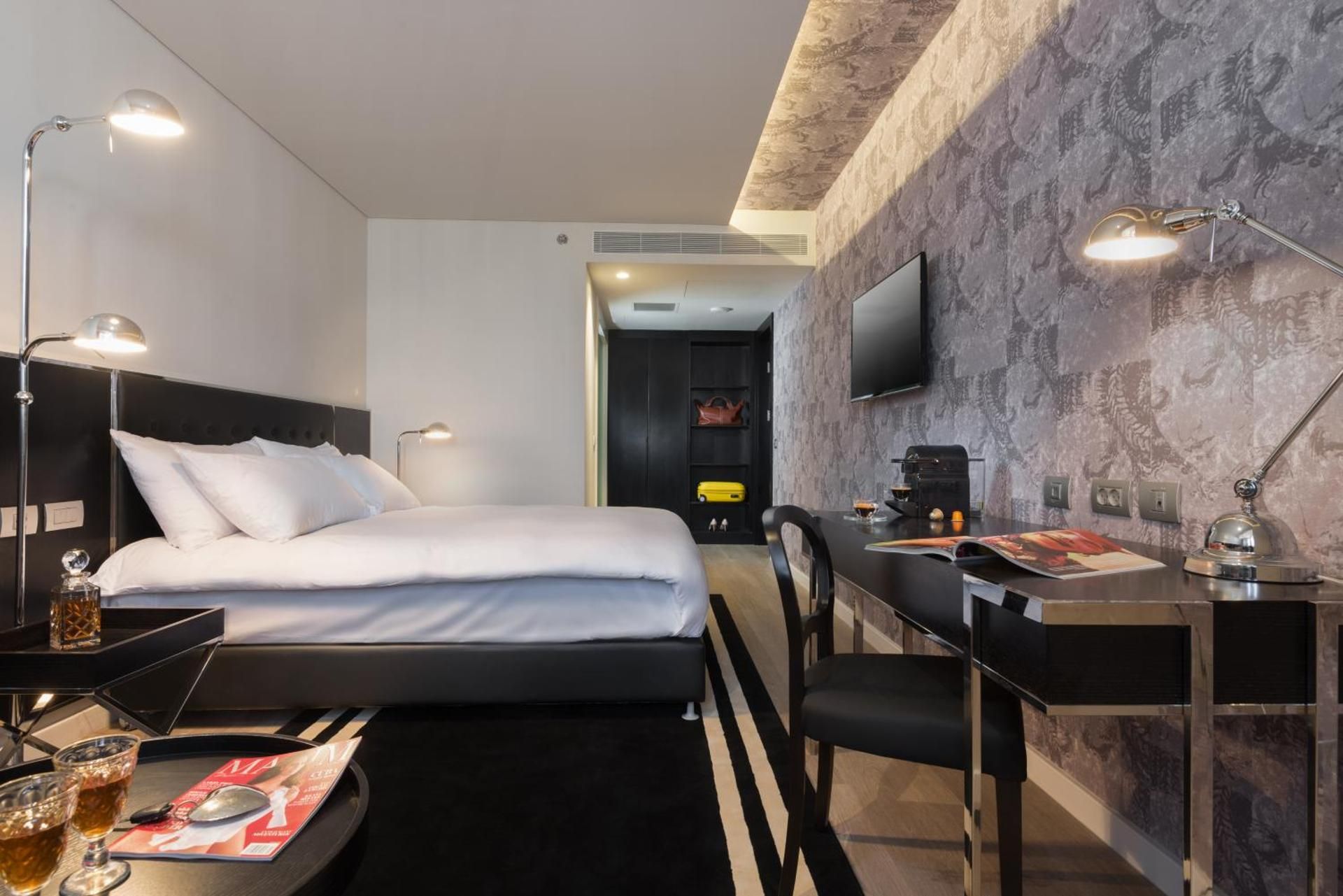 undefined NYX Tel Aviv 7