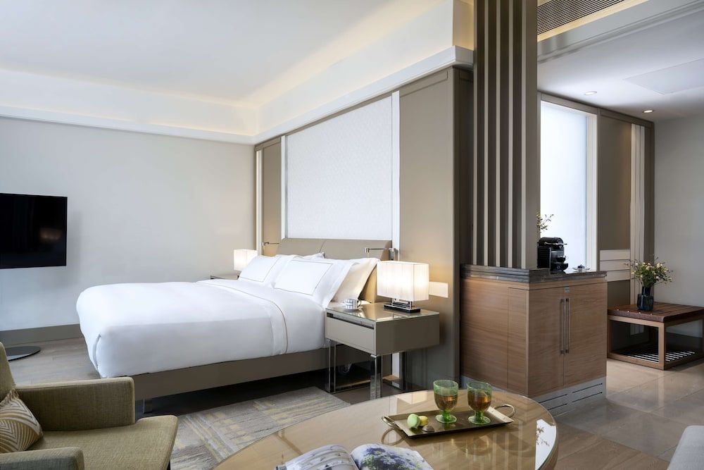 King Studio Grand Vista Room with Sea View