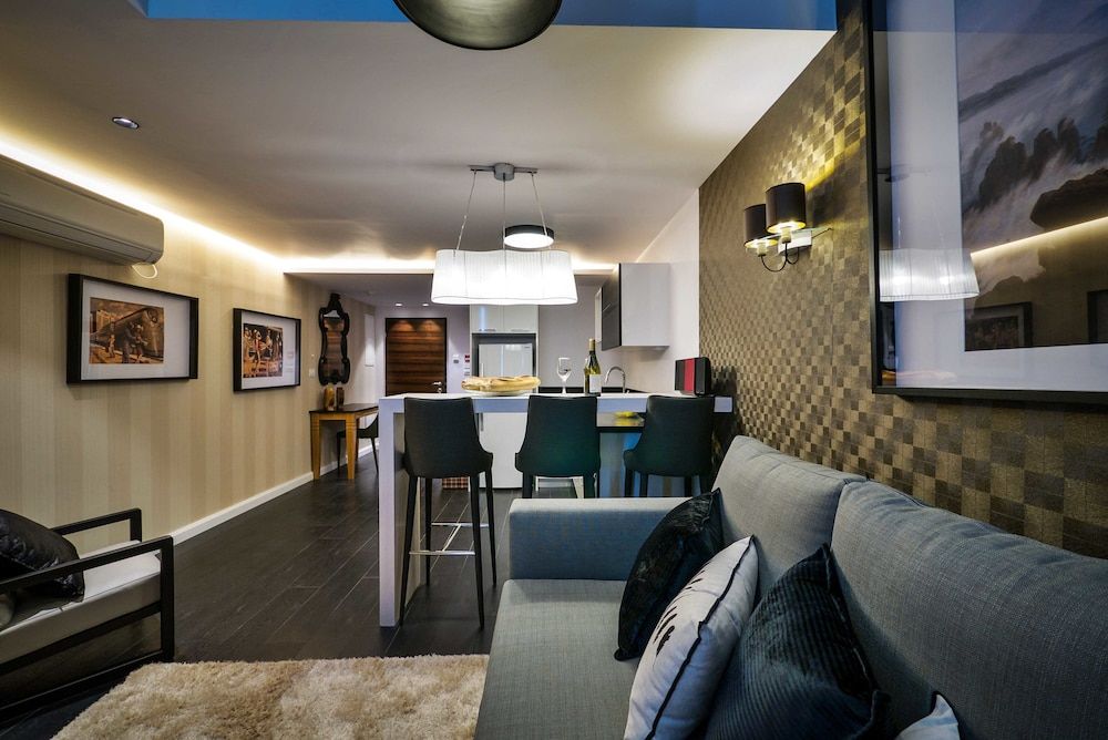 21st Floor 360 Suitop Hotel Suite (Platinium Duplex) 4
