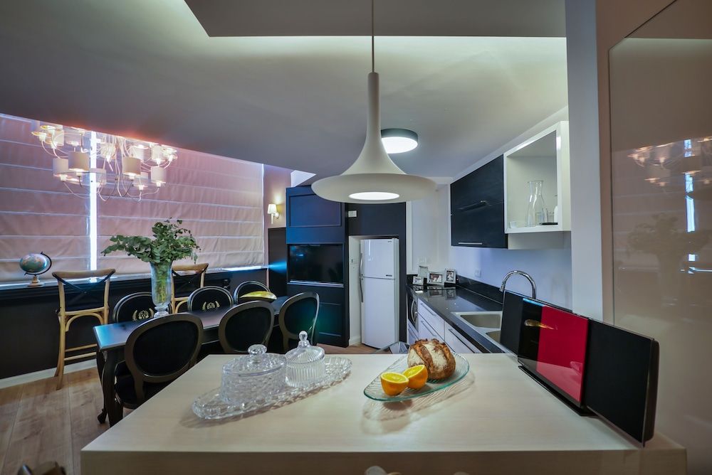 21st Floor 360 Suitop Hotel Suite (Prestige Duplex) 2