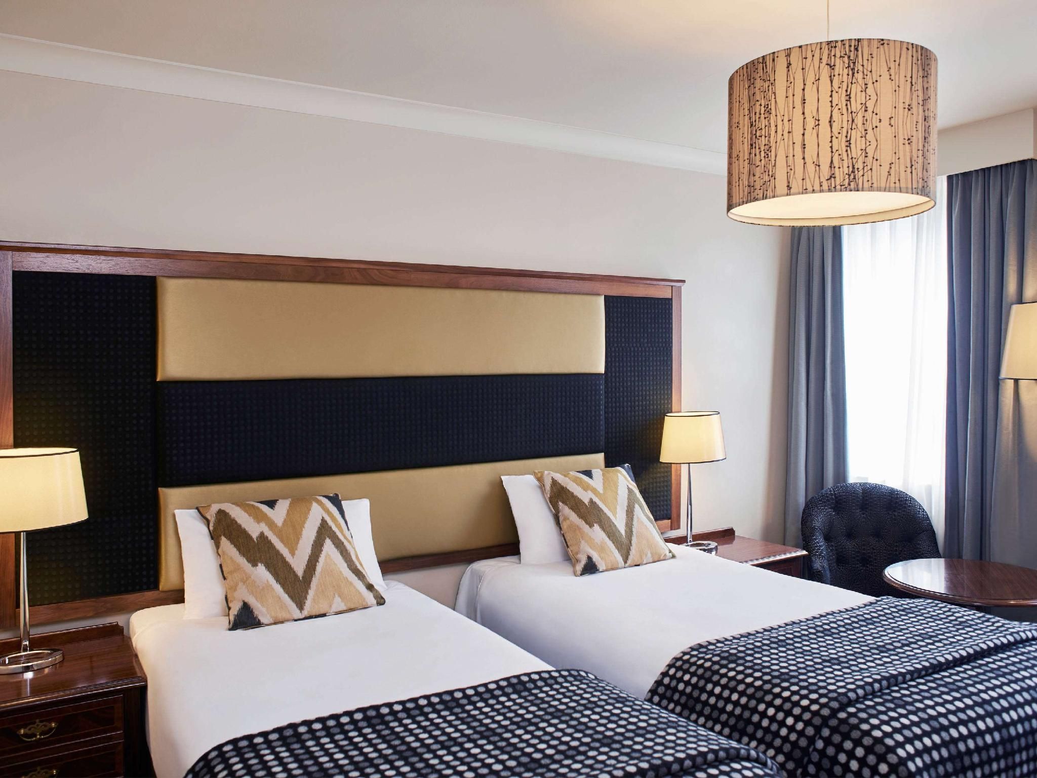 Standard Room with 2 single beds