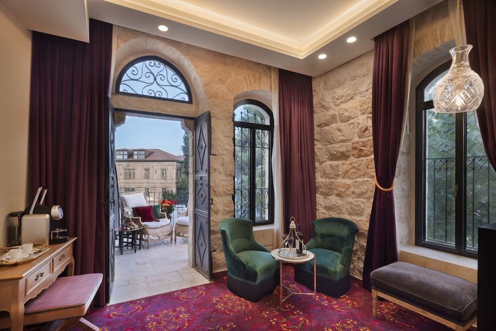 Villa Brown Jerusalem Junior Suite, City View 2