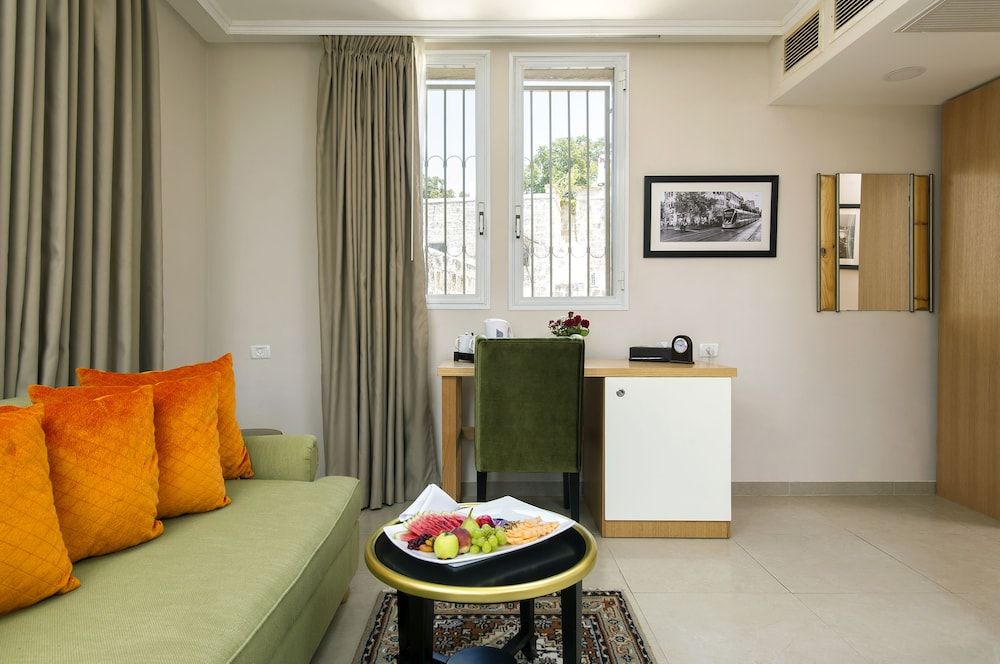 The Sephardic House Standard Studio 4