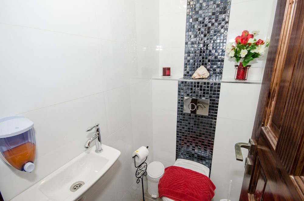 The Pearl of the Golan - Pnina BaGolan Luxury Suite, 5 Bedrooms 17