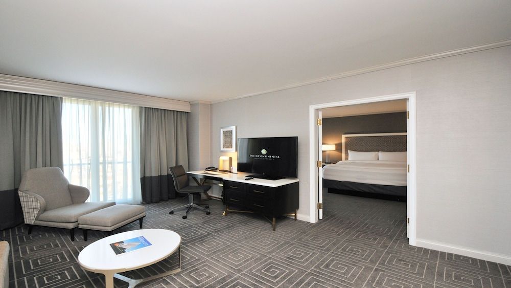 Suite, 1 Bedroom, Balcony