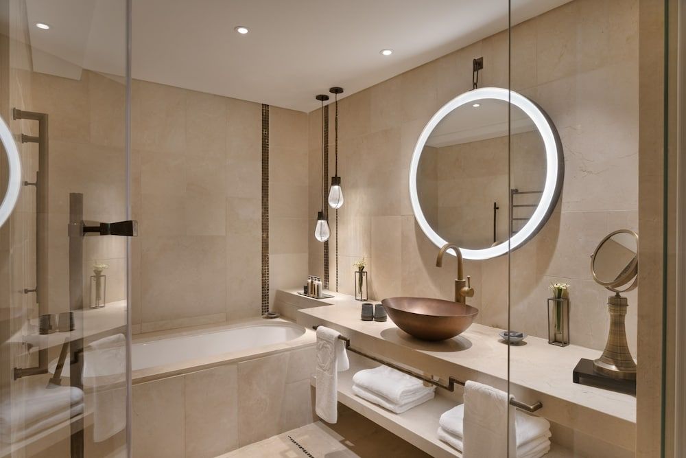 Orient City View Suite