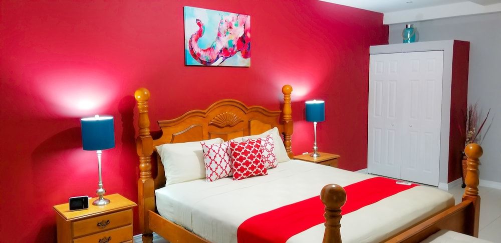Superior Apartment, 1 King Bed, Kitchen, Corner