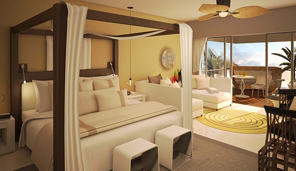Junior Suite Ocean View King