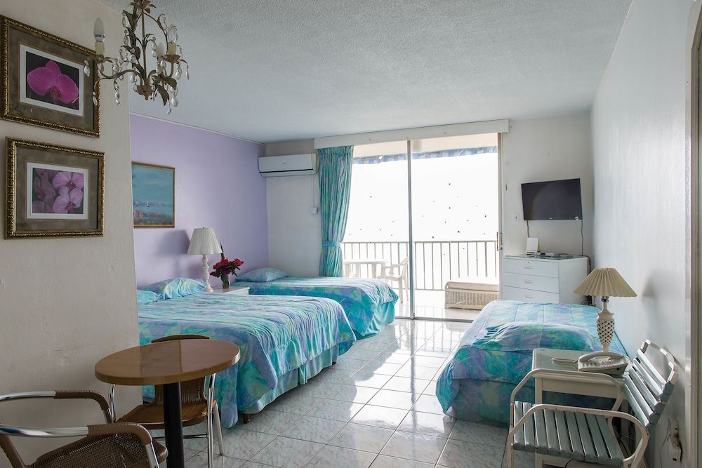 Montego Bay Club Beach Resort Comfort Studio, Multiple Beds 5