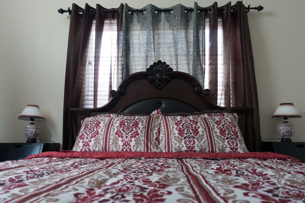 The Country Club Villa I Deluxe Room, 2 Bedrooms, Pool Access, Garden View 9