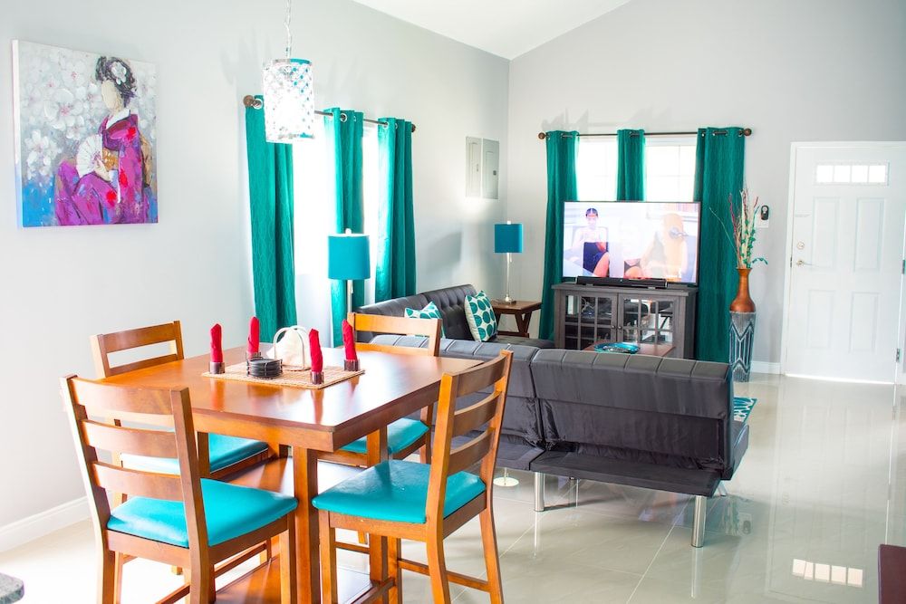 The Country Club Villa I Premium Villa, 3 Bedrooms, Accessible, Hill View 4