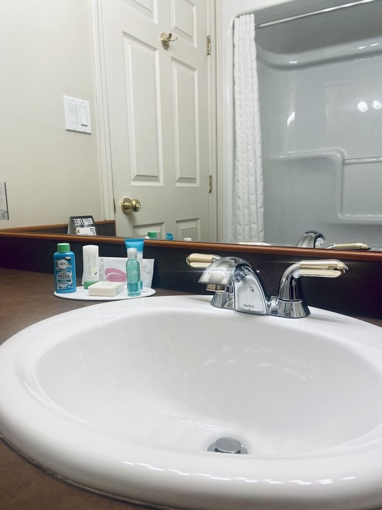 Efficiency, Room, 2 Queen Beds