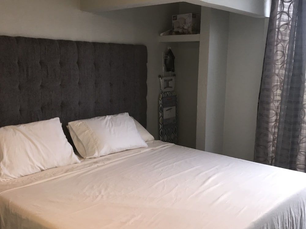 Premium Suite, 2 Bedrooms, 2 Bathrooms, Garden View