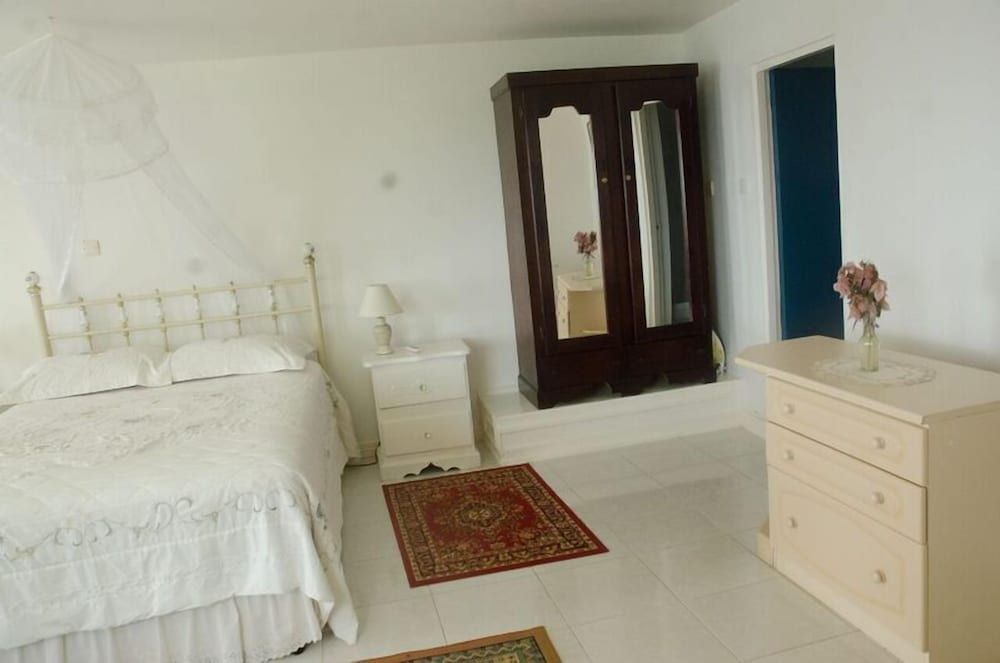 Traditional Studio, 1 King Bed with Sofa bed, Ocean View