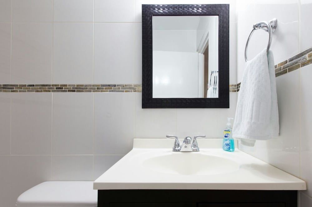 New Kingston Guest Apartment IV Superior Apartment, 1 Bedroom, Kitchen, Executive Level 7