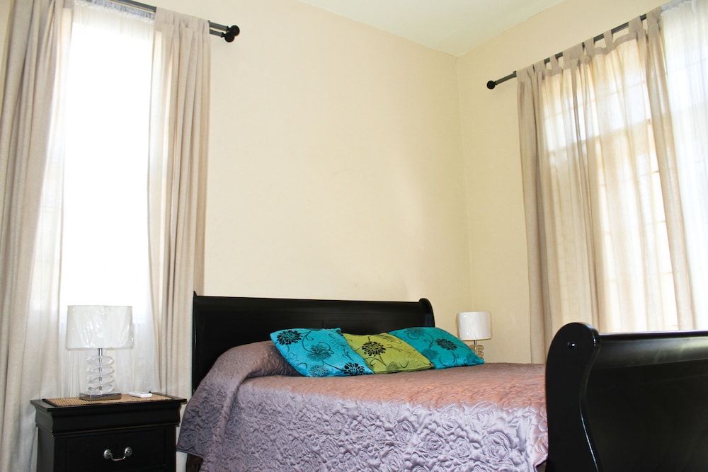 Eclipse Suite Guest Apartments Standard Apartment, 1 Bedroom, City View, Ground Floor 4