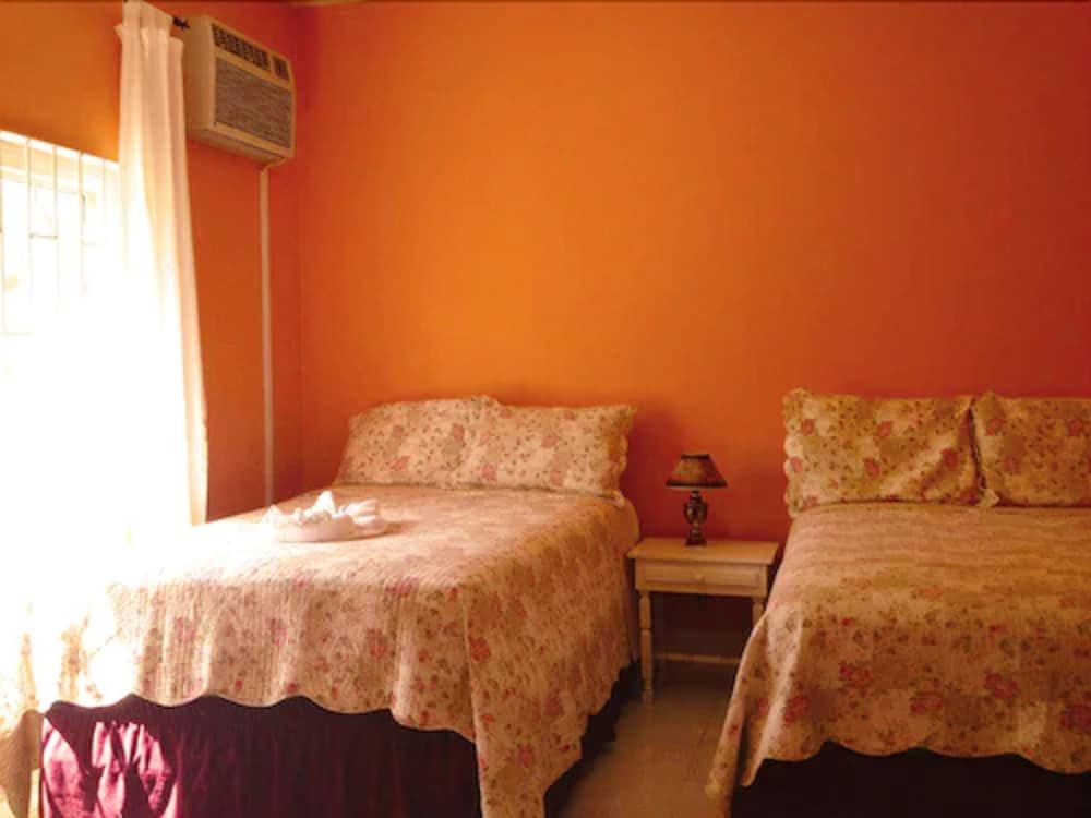 Classic Twin Room