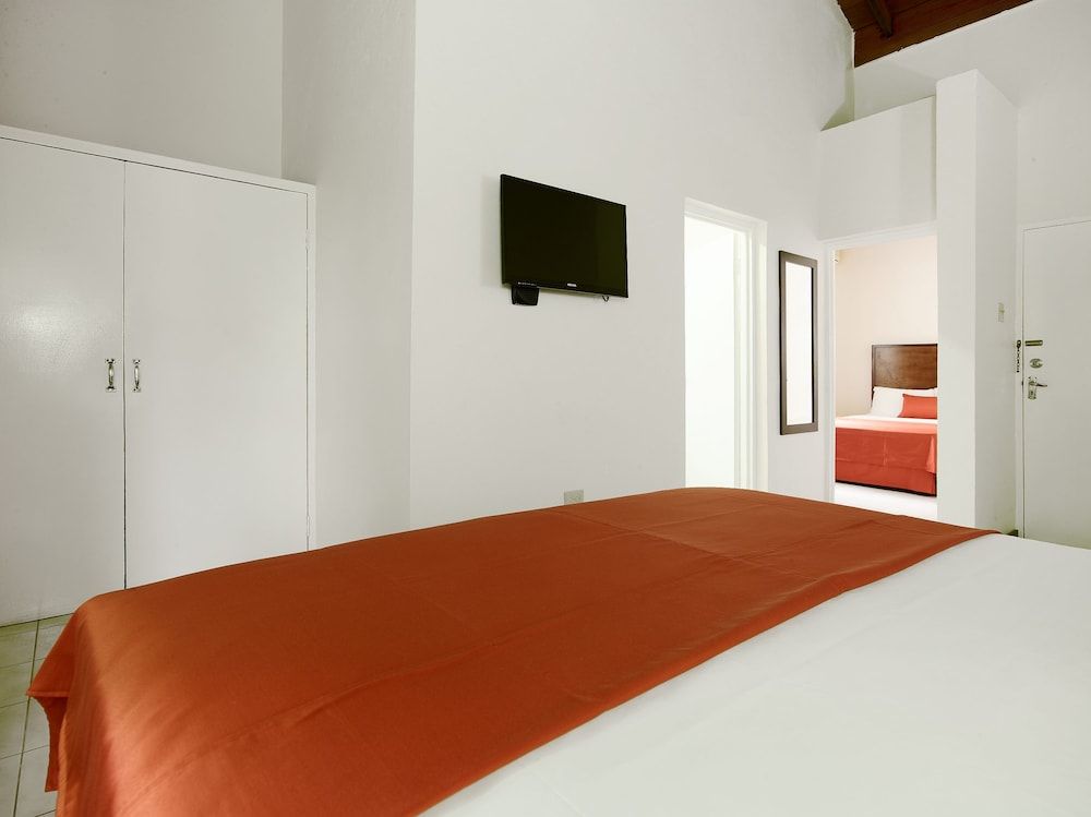 Shirley Retreat Hotel Single Room, 1 King Bed, Private Bathroom 2