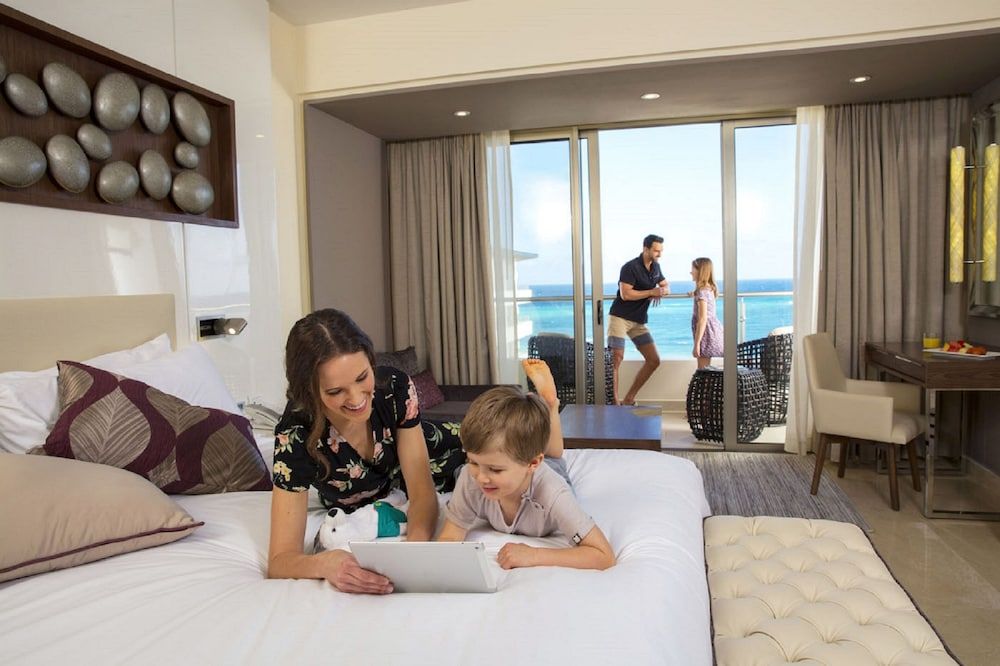 Luxury Chairmans Ocean view Two Bedroom Suite Diamond Club