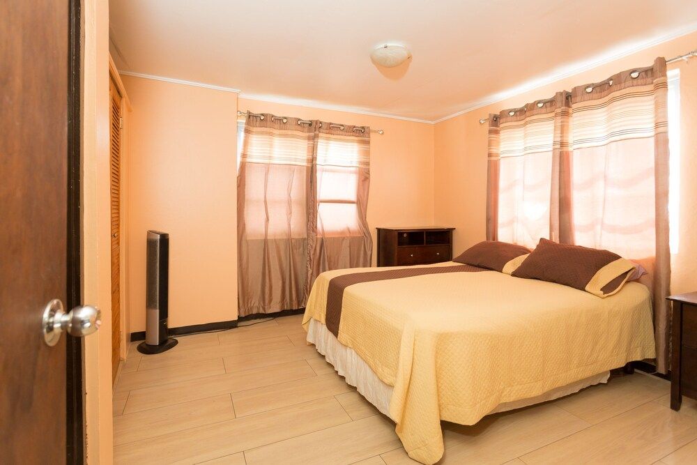 New Kingston Guest Apartments II Premium Apartment, 2 Bedrooms, Ocean View, Executive Level 8